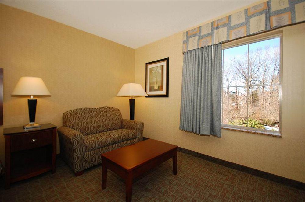 Sleep Inn & Suites Near Joint Base Andrews-Washington Area Morningside Extérieur photo