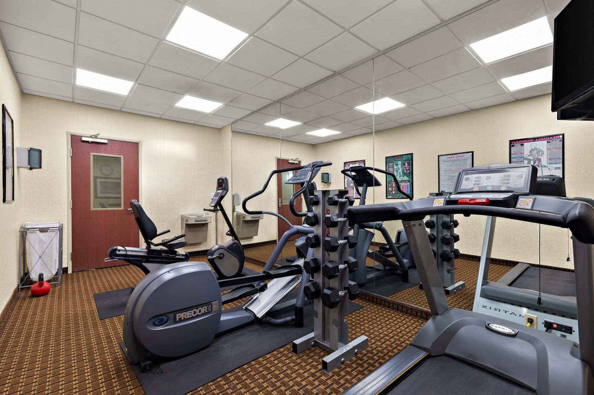 Sleep Inn & Suites Near Joint Base Andrews-Washington Area Morningside Extérieur photo
