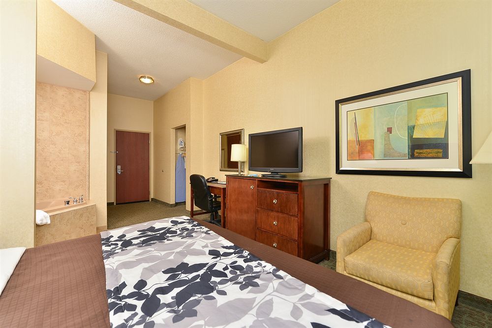 Sleep Inn & Suites Near Joint Base Andrews-Washington Area Morningside Extérieur photo
