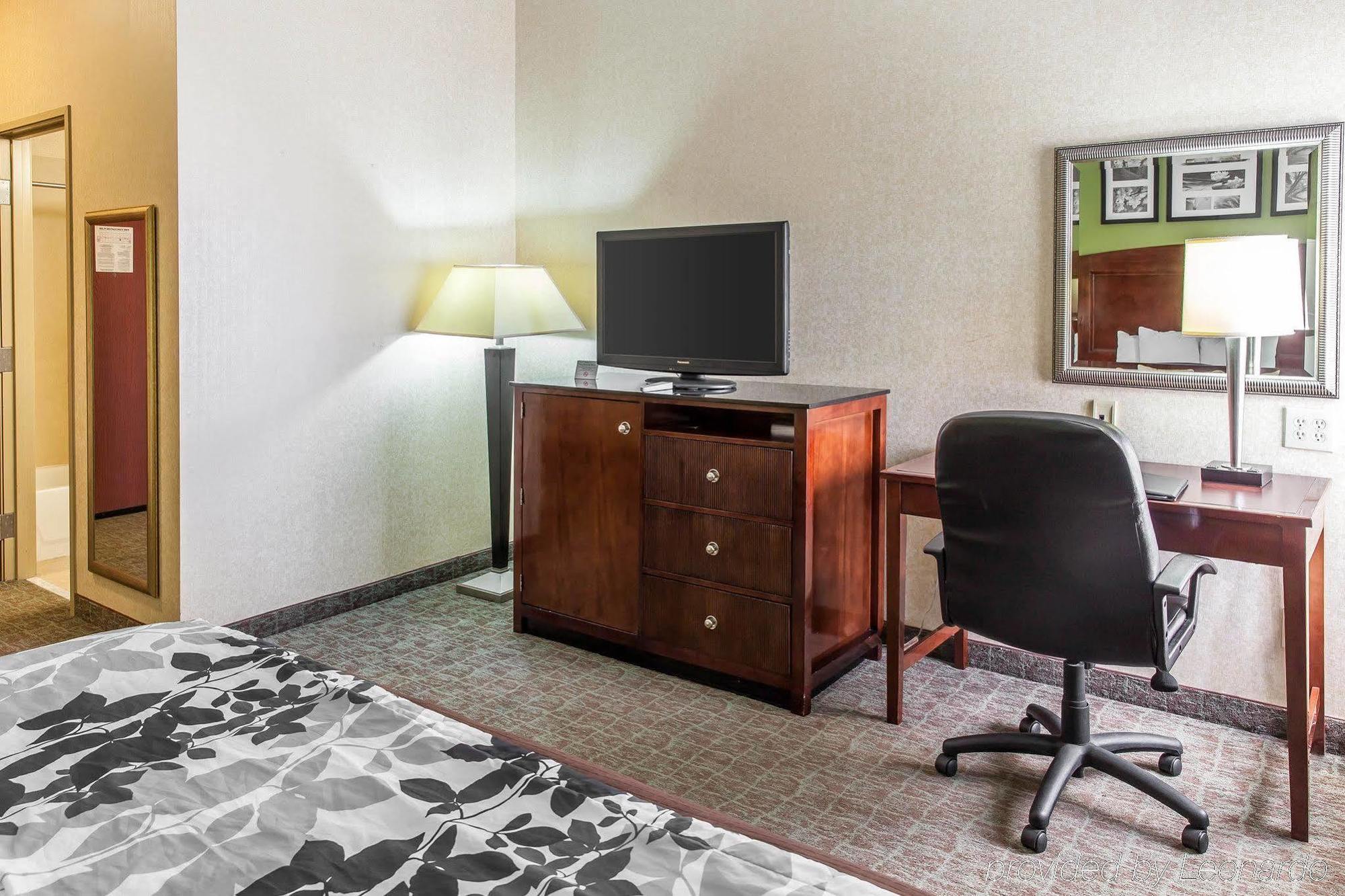 Sleep Inn & Suites Near Joint Base Andrews-Washington Area Morningside Extérieur photo