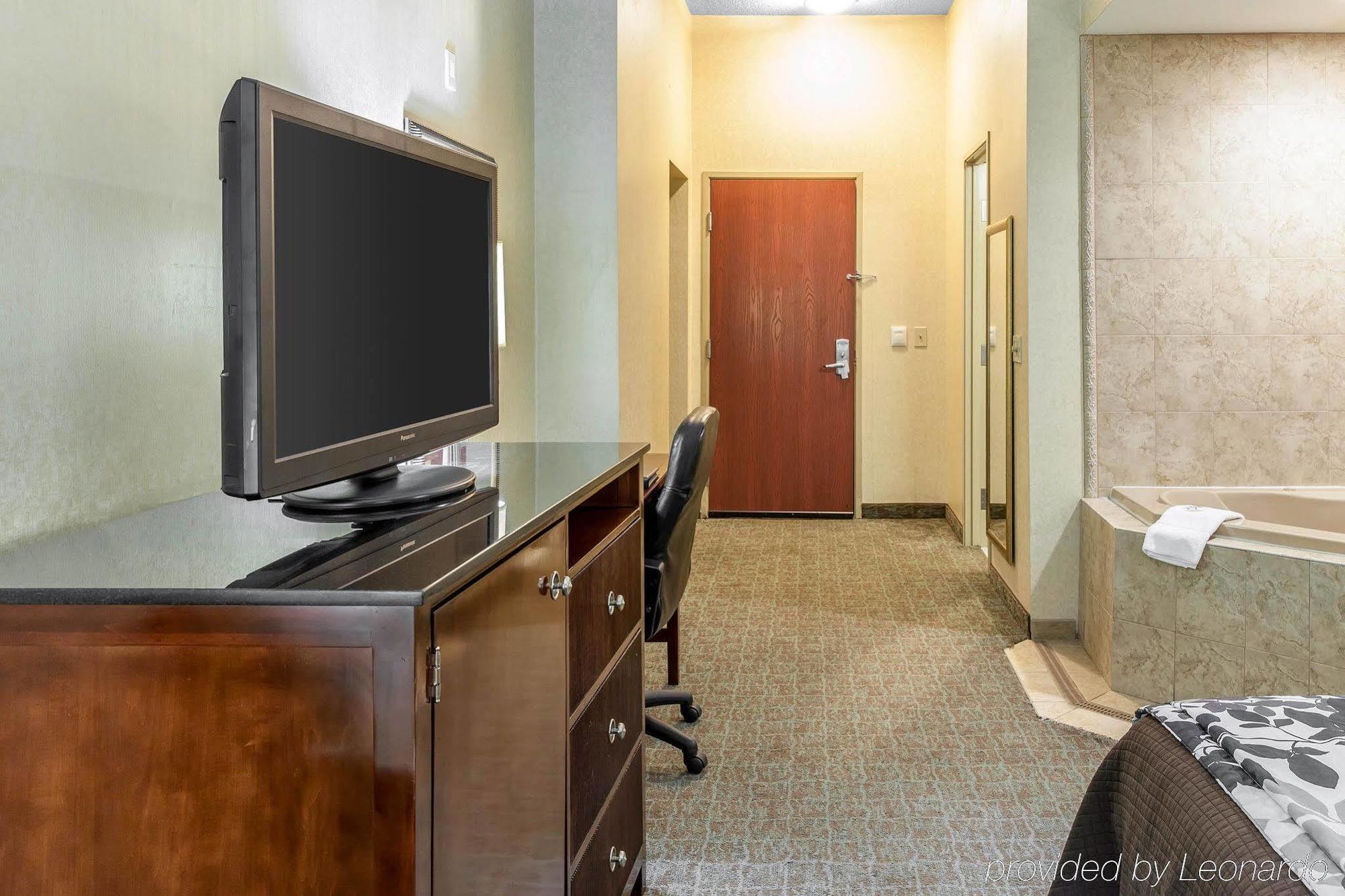 Sleep Inn & Suites Near Joint Base Andrews-Washington Area Morningside Extérieur photo