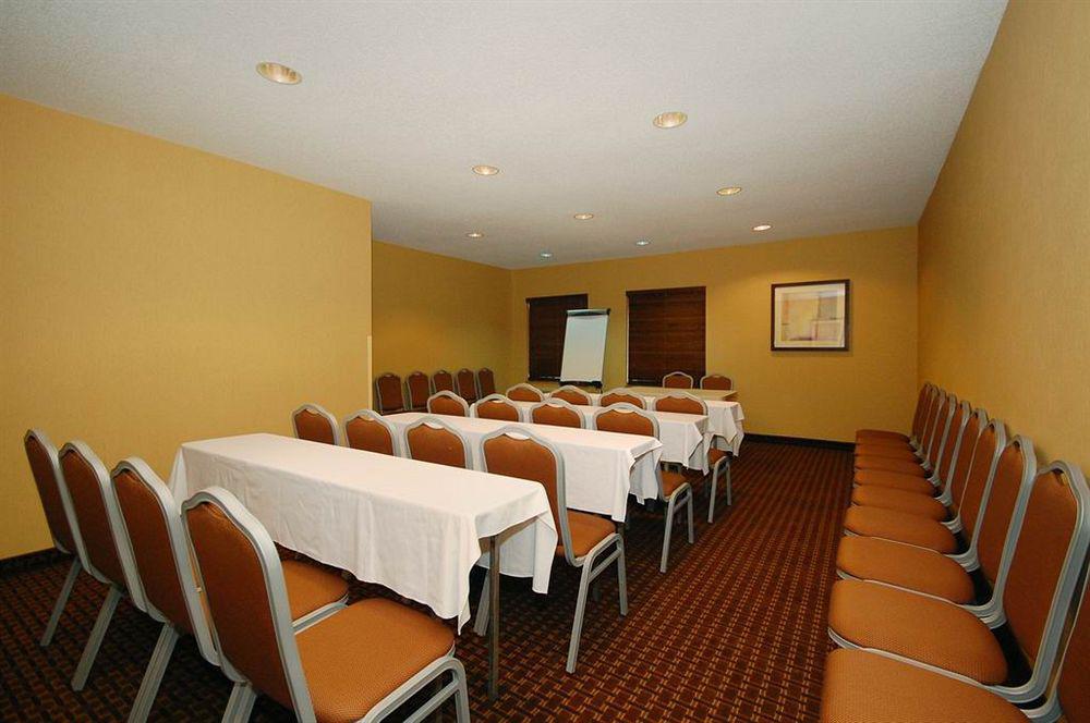 Sleep Inn & Suites Near Joint Base Andrews-Washington Area Morningside Extérieur photo